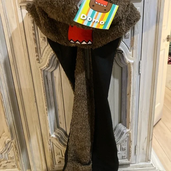 Brown and Black Hooded Scarf Hat with Cartoon Face - Picture 2 of 2